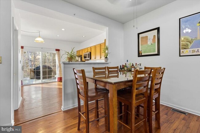 Photo - 15516 Three Otters Pl