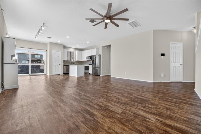 Photo - 612 Sonterra Blvd