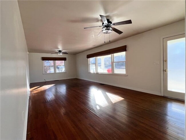 Photo - 436 E Prospect St