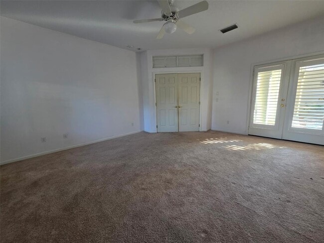 Photo - 1111 Eastern Way