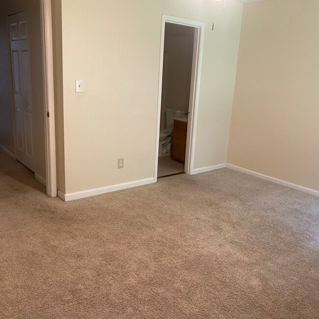 Photo - 6408 Baker Ct Townhome