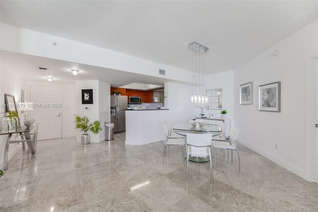 Photo - 16699 Collins Ave Unidad 1804