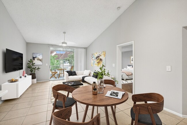 Sabal Pointe