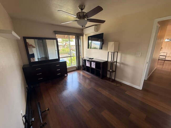 480 Kenolio Rd Unit 16-201