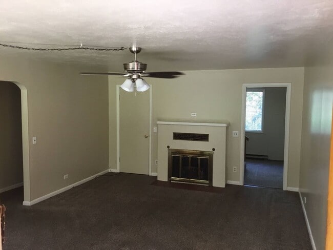 Photo - 5 Bedroom House in Southeast Eugene