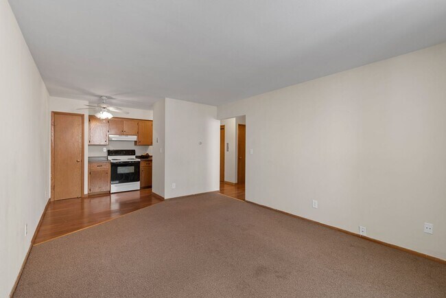 Appleton Apts