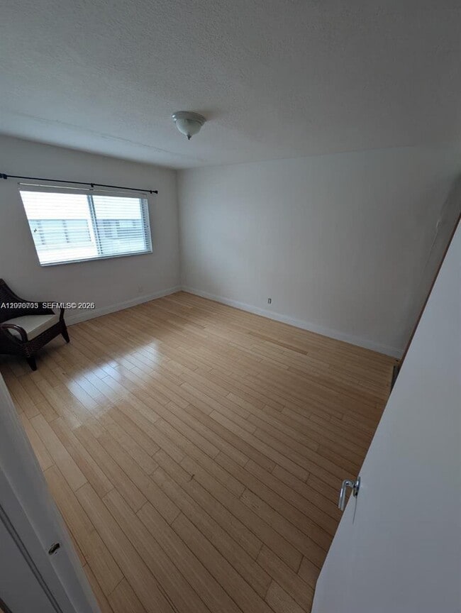 10101 W Bay Harbor Dr Unit 9