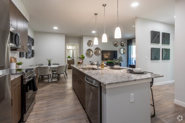 2HAB, 2BA - 1.005Ft² - Tucson Landing