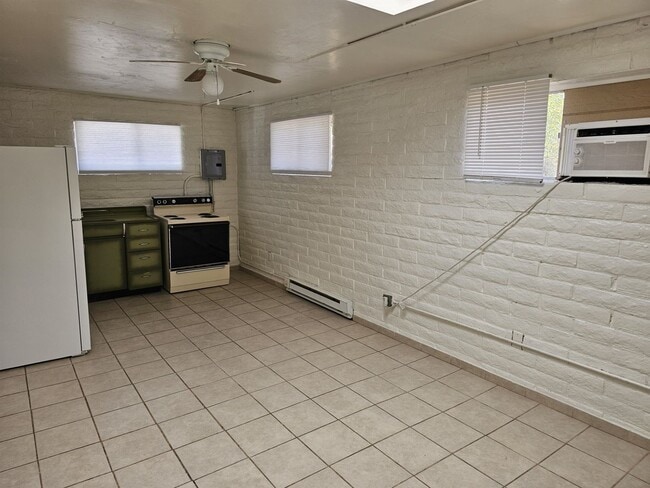 Photo - 3441 N Mountain Ave Unit guest house