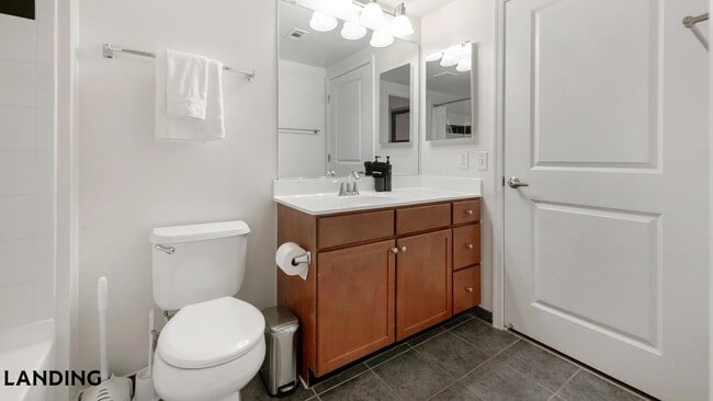 70 I St SE Unit 70-0218
