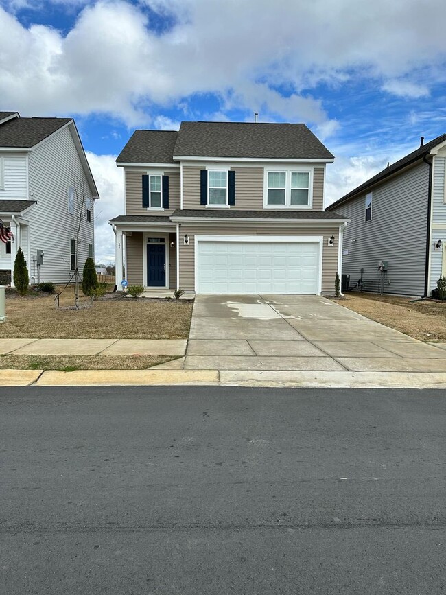 Photo - Charming 3 Bedroom Home Located In Angier