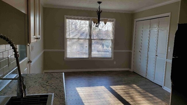 Photo - 7494 Fairpoint Rd