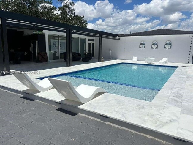 Building Photo - 12540 SW 203rd St