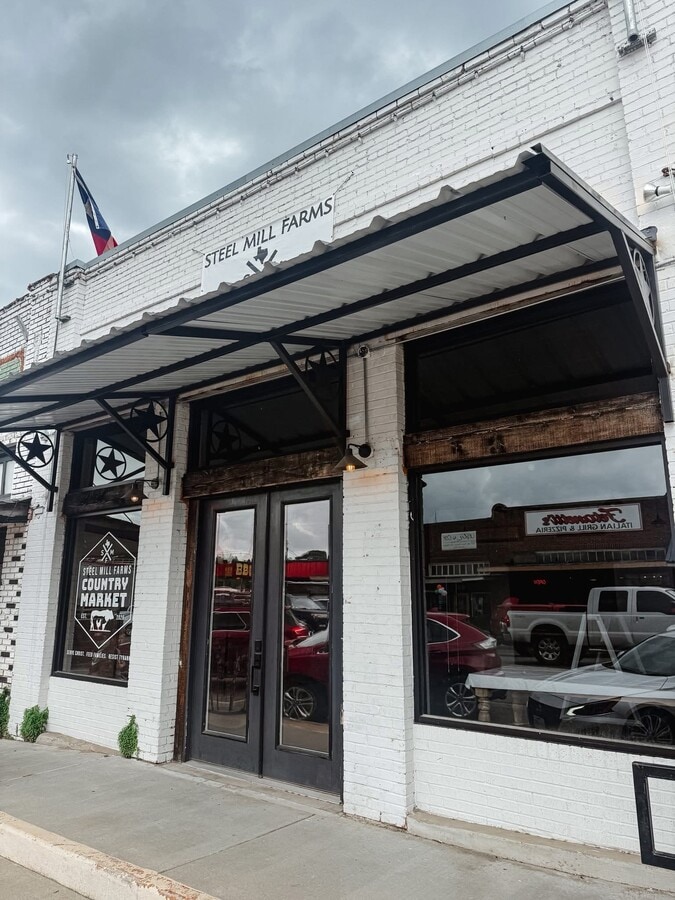 Photo - 212 W Tyler St