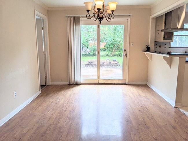 Photo - 5559 Aspen St