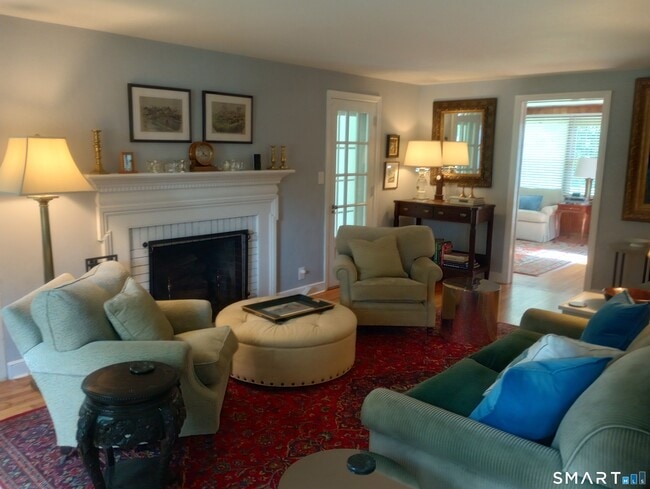 Photo - 14 Stonybrook Rd