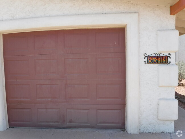 Building Photo - Quaint 2bdrm-2ba in Arizona City Rental