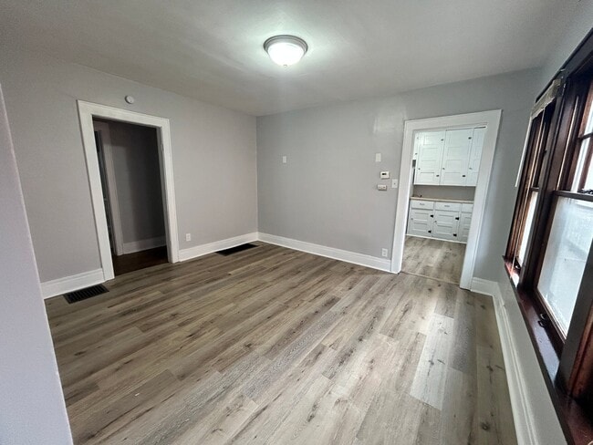 Photo - 710-12 W Colvin St Unit 710 1st Floor