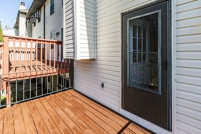 Photo - 3 bedroom, 2 bath townhome in Pike Creek