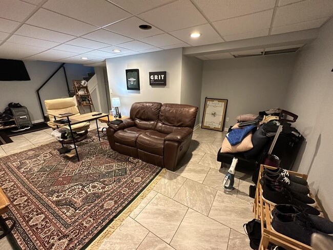 Building Photo - 620 Oxford Blvd