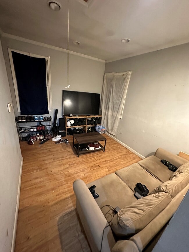 Photo - 8 Delano Grove