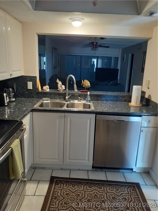 Photo - 10102 S Ocean Dr Unit 703