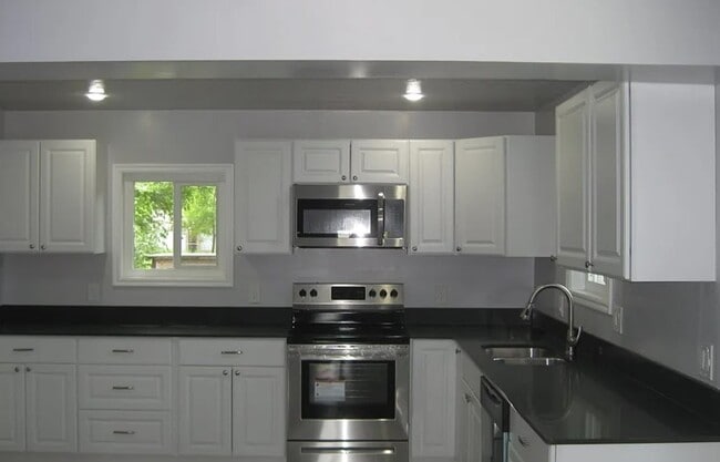 Photo - 462 S 9th St