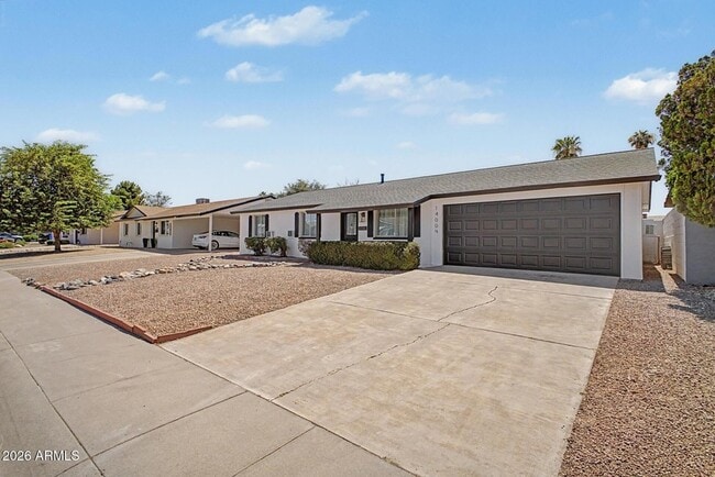 Photo - 14009 N 37th Pl