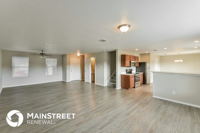 Photo - 338 Spruce Breeze