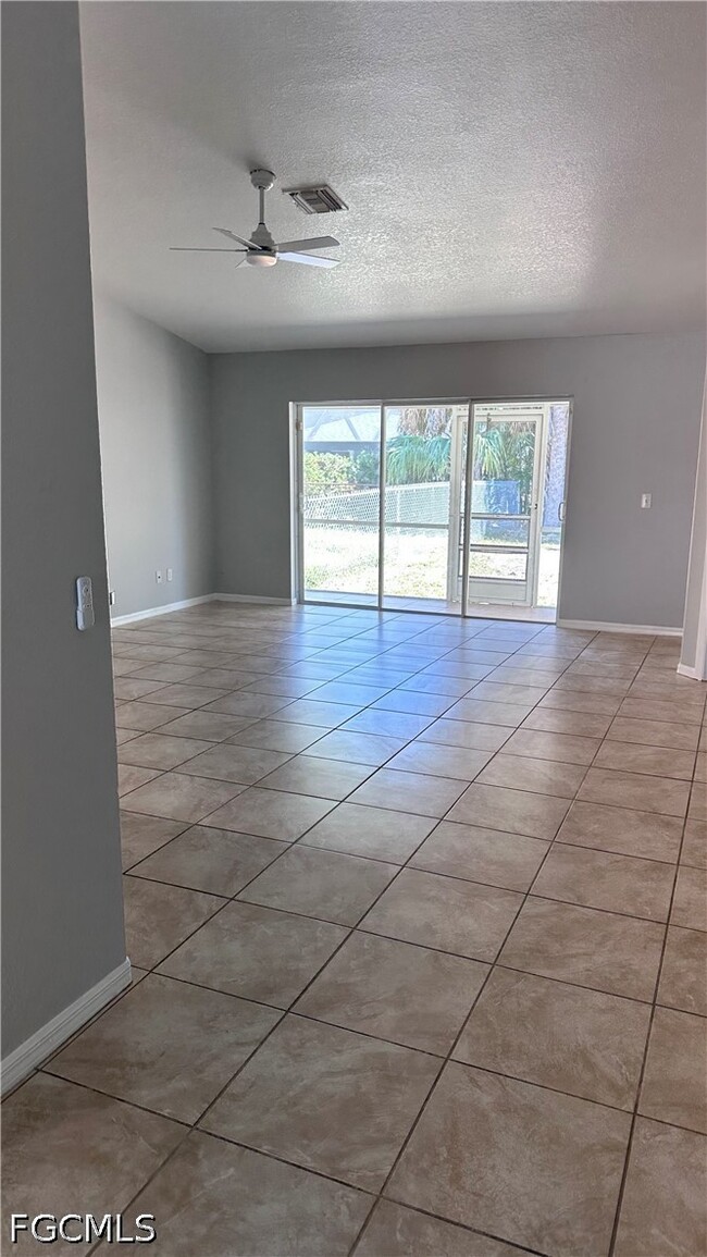 Photo - 213 SE 24th Ave