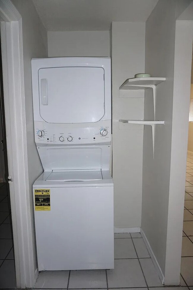 Photo - 420 E Speedway Blvd Unit 1