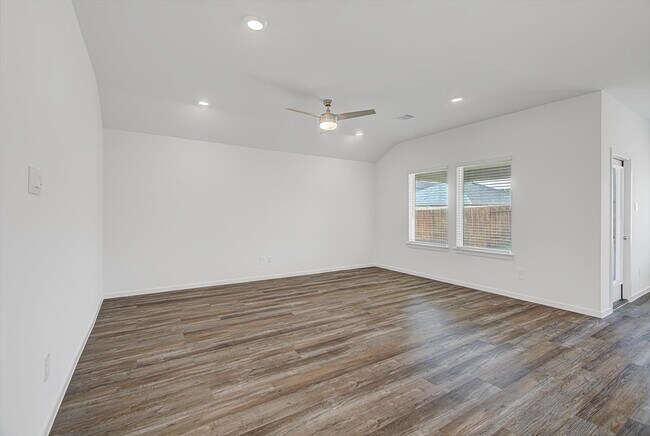 Photo - 20550 Fourier Dr