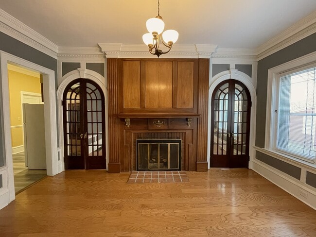 Living Room - 524 W Church St Unit B