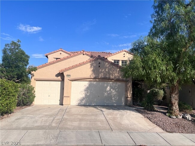 Building Photo - 3031 Scenic Valley Way