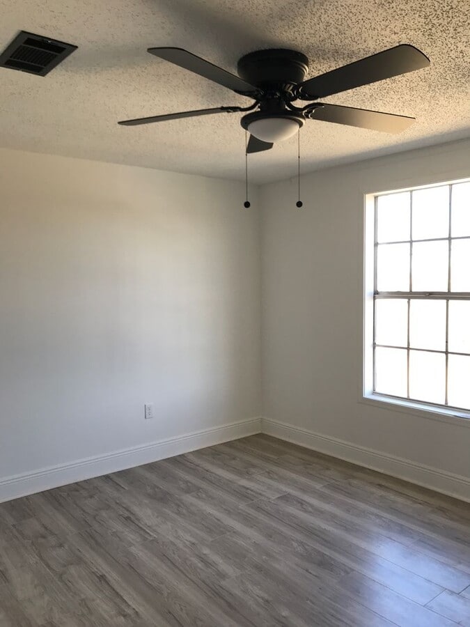 Photo - 8197 U. S. Hwy 71