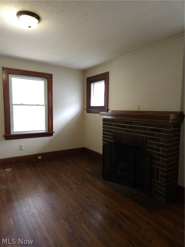 Photo - 578 Plum Ave
