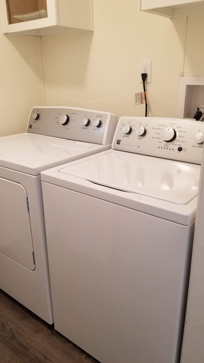 Photo - 135 Jo-Katherine Ln