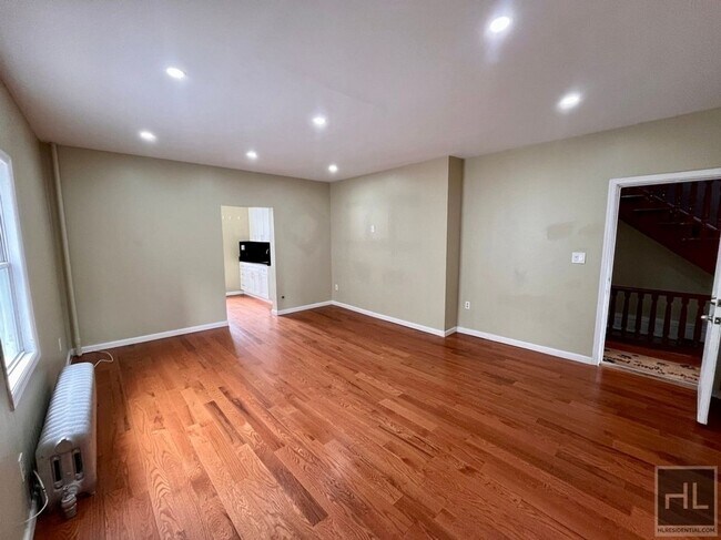 Hawthorne Avenue, Yonkers - Hawthorne Avenue, Yonkers Apartment Unit 1