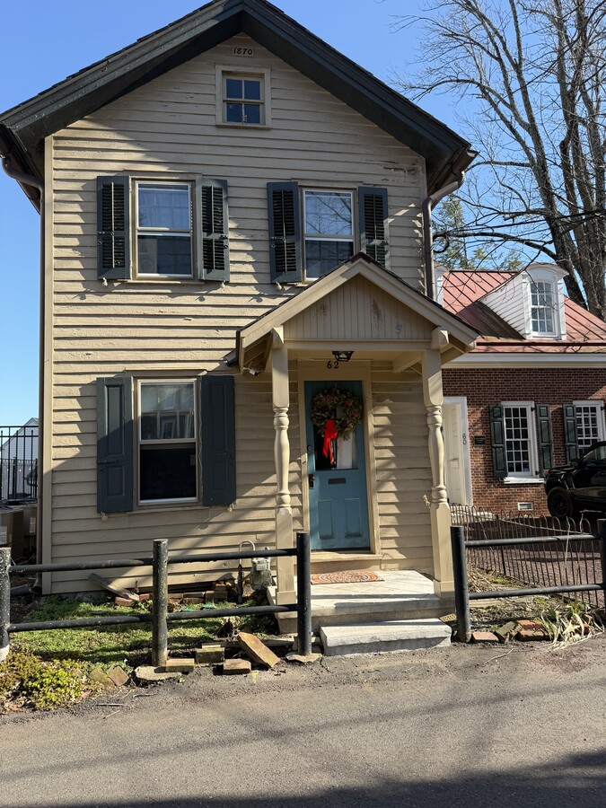 Photo - 62 Garden Aly