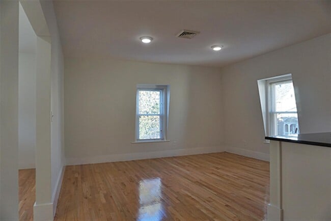 Photo - 4 Osgood St Unit 3