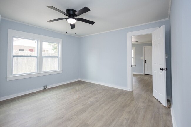 Photo - 911 Ray St Unidad 911