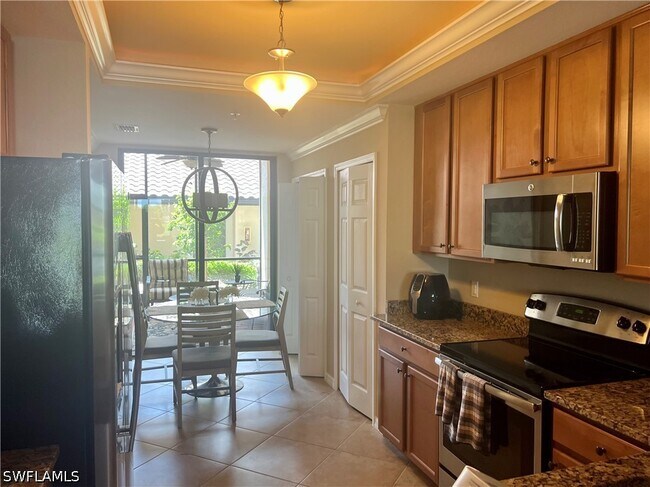 9509 Avellino Wy Unit 1815