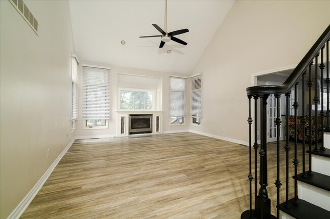 Photo - 38291 River Park Dr
