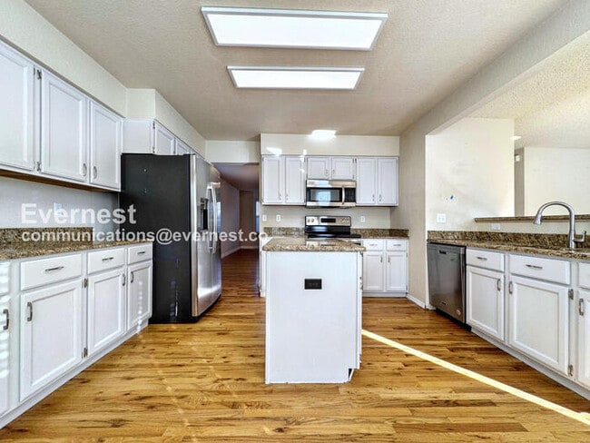 Photo - 18618 E Grand Cir