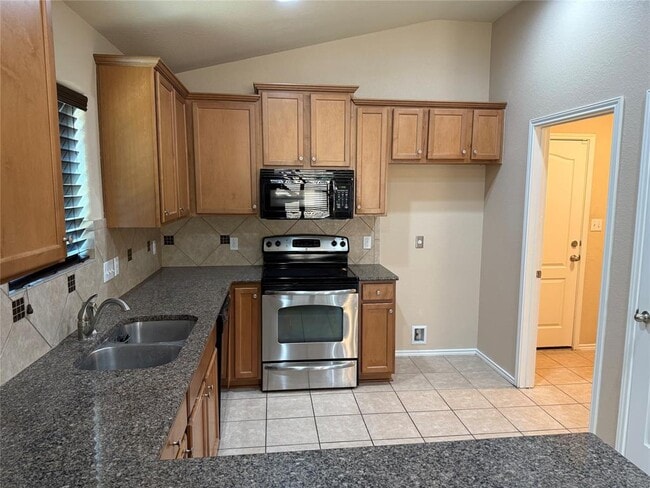 Photo - 17429 Bridgefarmer Blvd