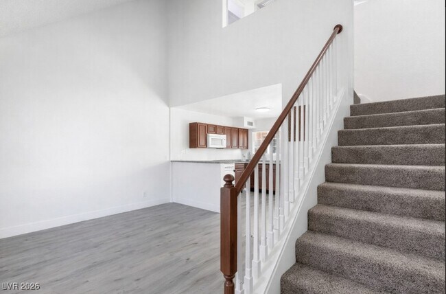 Building Photo - 5128 Garden Ln