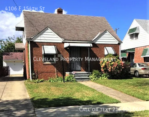 Renovated Cleveland Bungalow - Renovated Cleveland Bungalow House