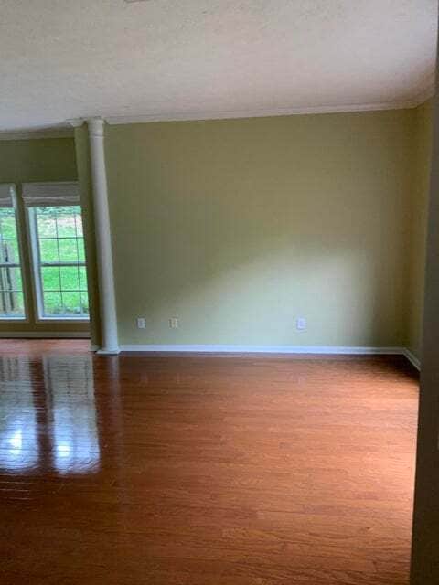Photo - 422 Dickerson Ln