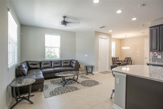 Photo - 14386 Swanley St