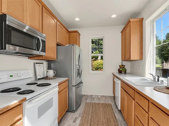25123 Roberts Dr Unidad 107